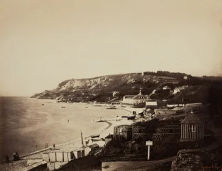 La playa en Sainte-Adresse, con los baños Dumont