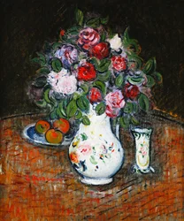 Jarrón de flores y cuenco de frutas