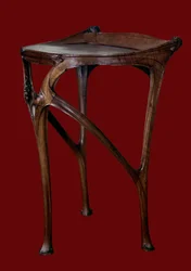Art Nouveau: mesa de madera de peral hecha por Hector Guimard (1867-1942) 1904-1907