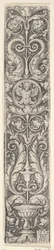 Panel vertical con un candelabro que contiene un medallón con un centauro y un par de delfines