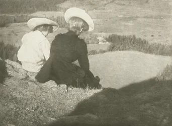 Campos en Birgitz (Hans y Mary sentados)
