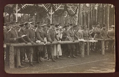 Primera Guerra Mundial: Ucrania en los años 1914-1916 durante la invasión del ejército alemán. Grupo de soldados