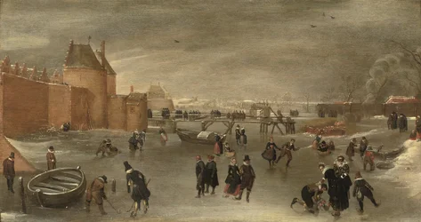 Patinadores, jugadores de kolf y trineos en un río congelado cerca de la puerta de la ciudad de St. Janspoort, con el Kruispoort al fondo y el Molino Rosa más allá, Haarlem (óleo sobre tabla)