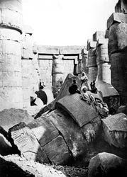 Interior del templo, Karnak, Nubia, Egipto, 1887