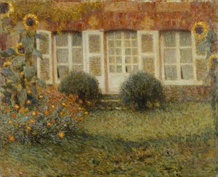 Casa pabellón con girasoles