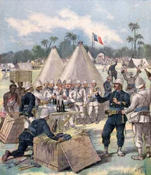 Soldados franceses abriendo cajas de regalos de Año Nuevo en Dahomey, África, 1892