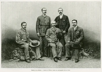 Retrato de Henry Morton Stanley (John Rowlands 1841-1904) rodeado de sus oficiales desde la izquierda: Dr. Thomas Heazle Parke (1857-93), Robert H. Nelson, William G. Stairs y Arthur J. M. Jephson. Grabado por Thiriat, para ilustrar la historia En las somb