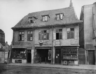 Casa antigua, Palace Yard, Lambeth, c.1883