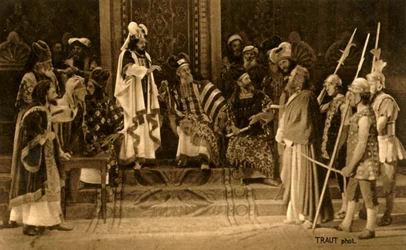 Jesús ante el Sanedrín, 1922