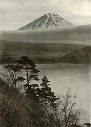 Fuji desde Nakano-Kura-Toge, 1910