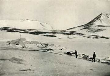 Meares y Demetri en Discovery Hut, 4 de noviembre de 1911, 1913