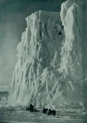 El punto del glaciar Barne, c1910-1913, 1913