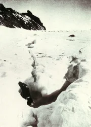 La grieta de la marea en la isla Razorback, 1911, 1913
