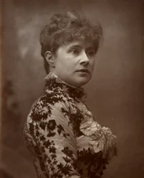 Alice Lingard, actriz y cantante británica, 1884