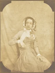 [Retrato de una joven con vestido a cuadros]