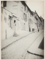 Una calle de Montmartre, París, hacia 1890 (foto)