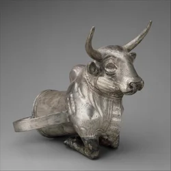 Vasija terminada en la parte delantera de un toro, c.1300 a.C.