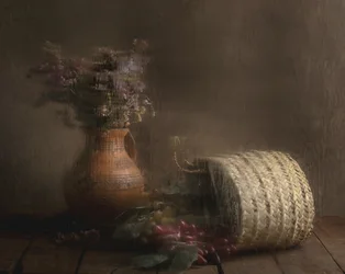 Uvas y flores rústicas