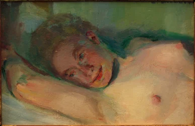 Joven desnuda