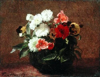 Flores en una maceta de barro