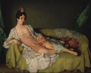 Mujer recostada en sillón en combinación y bata (siglo XX)