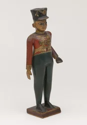 Figura de madera tallada de un oficial británico del 3º de Madrás