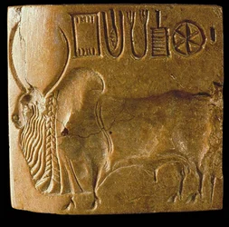 Sello de toro cebú con escritura del Indo encontrado en Mohenjo Daro, Valle del Indo, 3er milenio a.C.