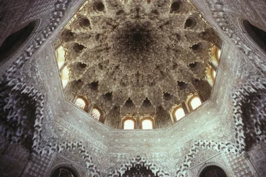 Techo del Salón de los Abencerrajes