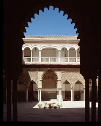 Arte mudéjar: vista del Patio de las Doncellas