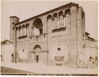 Palacio de Teodorico, Rávena, Emilia-Romaña, Italia, fotografía de Pietro Poppi, Bolonia, ca 1900