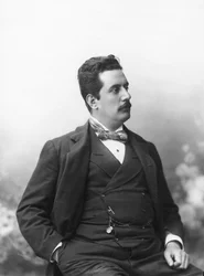 Retrato de Giacomo Puccini, c.1900