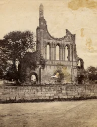 Ruinas de la abadía de Byland, vista desde el noroeste, Reino Unido, circa 1890