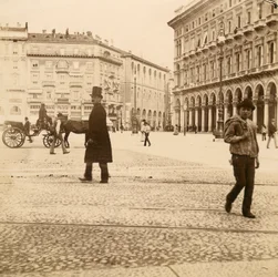 Vista de la Piazza del Duomo, Milán, 1873