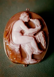 Camafeo de Leda y el cisne (ágata)