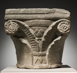 Capitel, 700s-800s