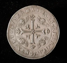 Moneda de la República de Génova: moneda de seis ecus de plata. Diámetro 61.5 mm. 1715. Reverso. Musei di Strada Nuova, Génova (inv. M7156)