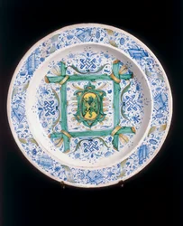 Plato con el León Rampante, manufactura de Cafaggiolo