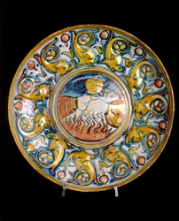 Plato con dos manos estrechándose, obra de la manufactura de Gubbio
