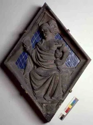 Prudencia, azulejo en relieve del Campanile