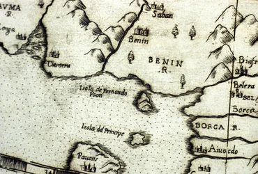 El golfo de Benín, parte del golfo de Guinea, basado en un mapa de Urbano Monte