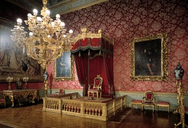 Vista de la Sala del Trono o Sala de los Camareros siglo XIX Apartamentos Reales, Palazzo Pitti, Florencia Italia