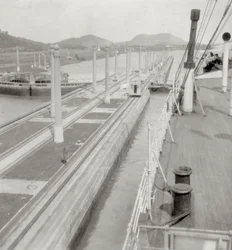 SS Orbita, Canal de Panamá, Panamá, siglo XX