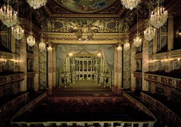 Interior de la Ópera, completado en 1770 (restaurado 1952-71)