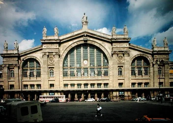 Vista de la fachada de la Gare du Nord, construida en 1861-63