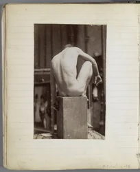 Estudio de un modelo de desnudo masculino, sentado y visto de espaldas, en el estudio de Jacques de Lalaing