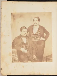 [Retrato de dos hombres]
