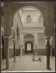 Alcazar, Patio de las Munecas