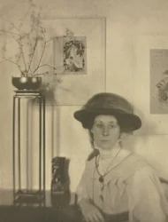Trabajo de cámara: Este y Oeste, 1910