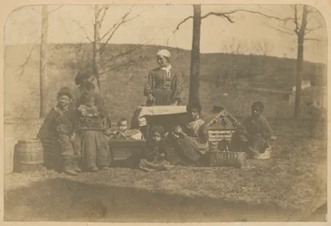 Fotografía de albúmina de mujeres esclavizadas y sus hijos cerca de Alexandria, 2 de diciembre de 1861 a 10 de marzo de 1862