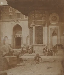 Puerta del Palacio Imperial y Fuente de Ahmed III